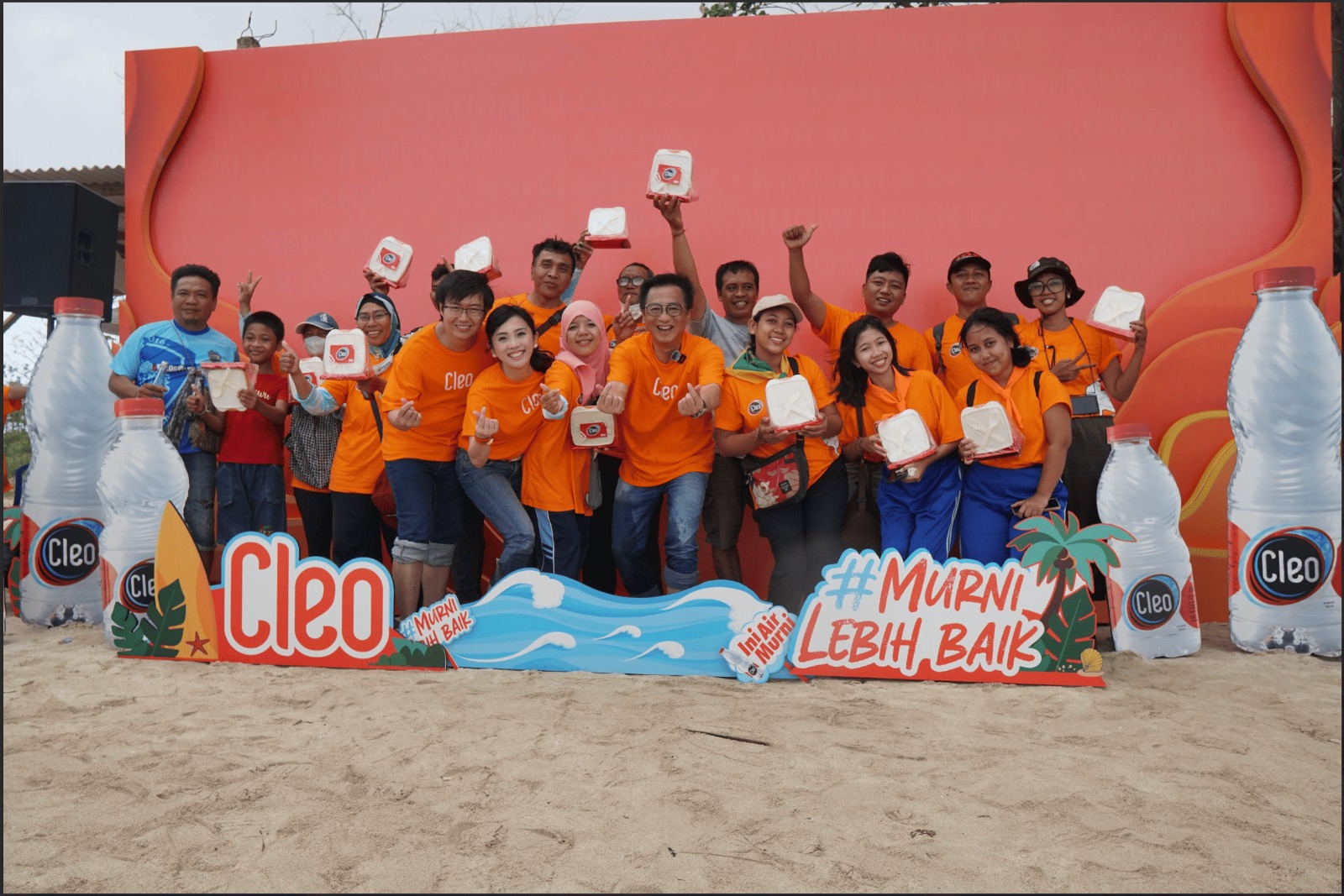 Cleo Bersih Pantai Kelan 3